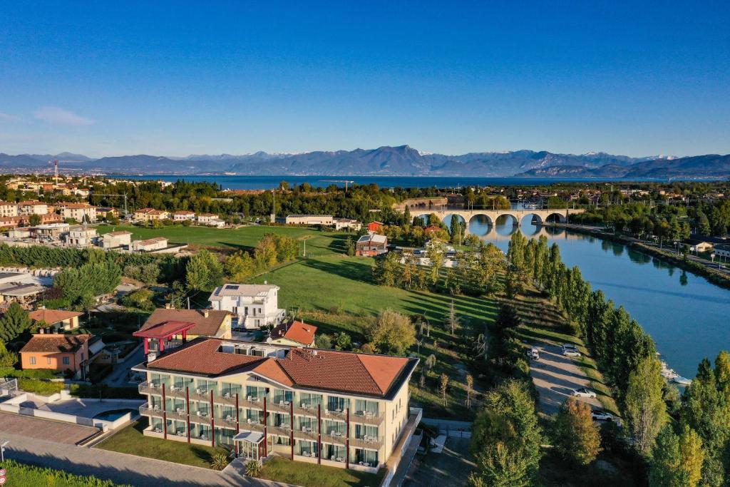 Hotel Rivus