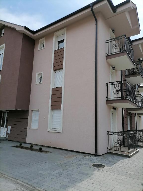Budova, kde se apartmán nachází