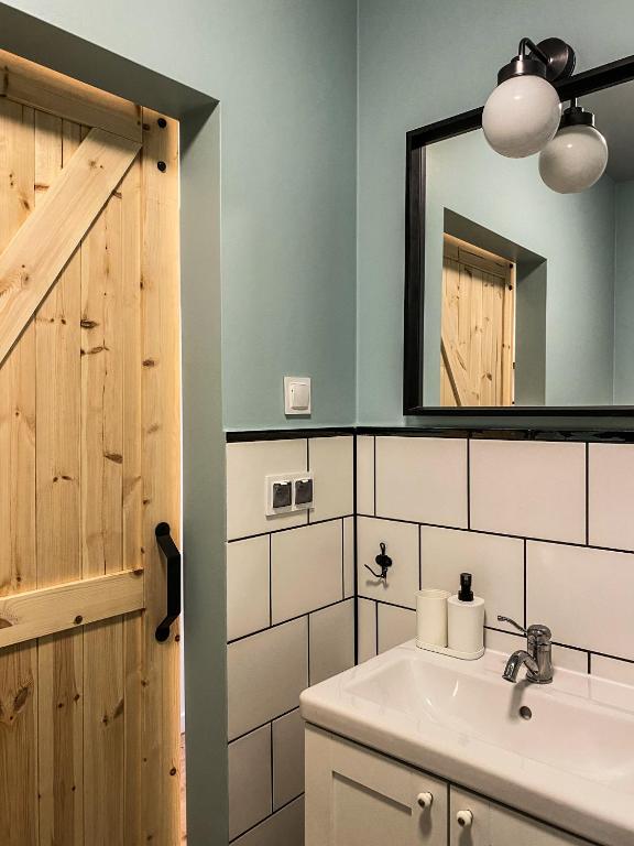 Kúpeľňa v ubytovaní Cozy Apartment in the heart of Jewish District