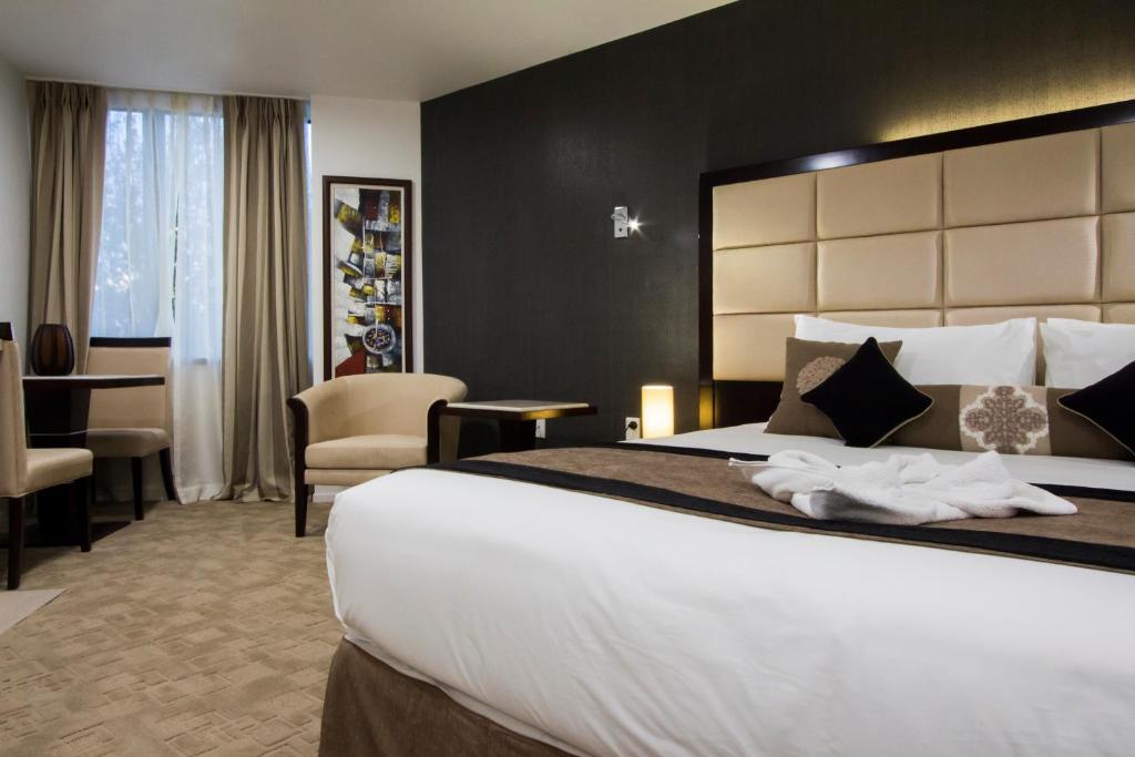 VR Queen Street Hotel & Suites - Resim 35