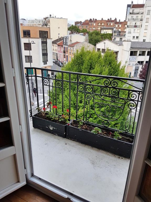 La Romantique - Triple Room With Garden View