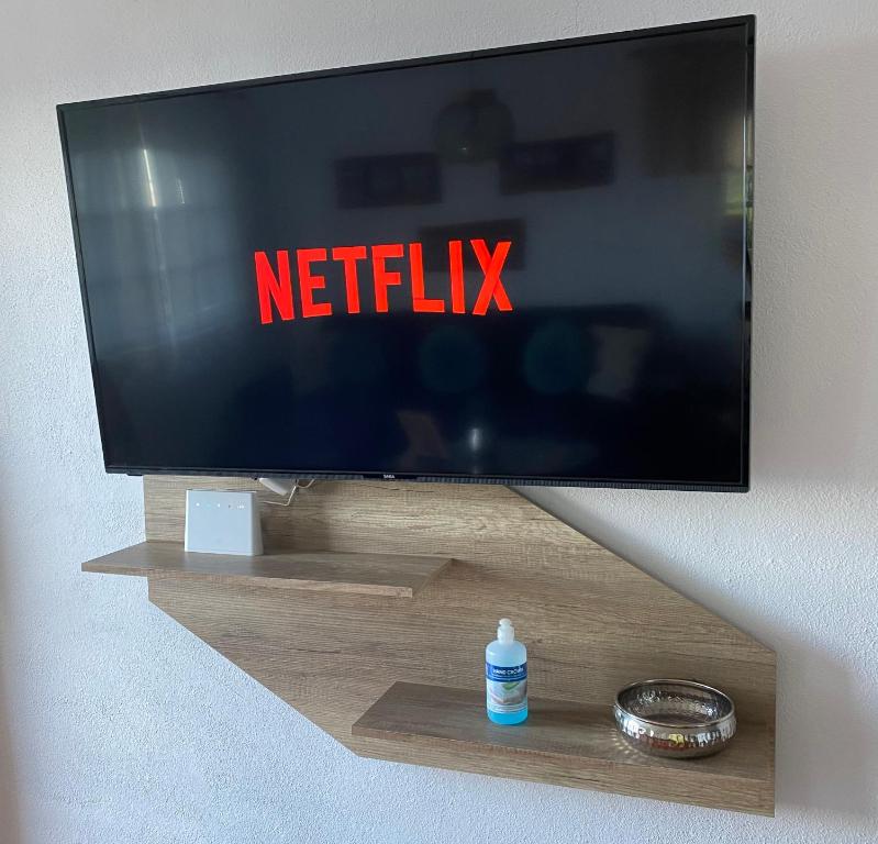 TV a/nebo společenská místnost v ubytování La Casita de la Breña.