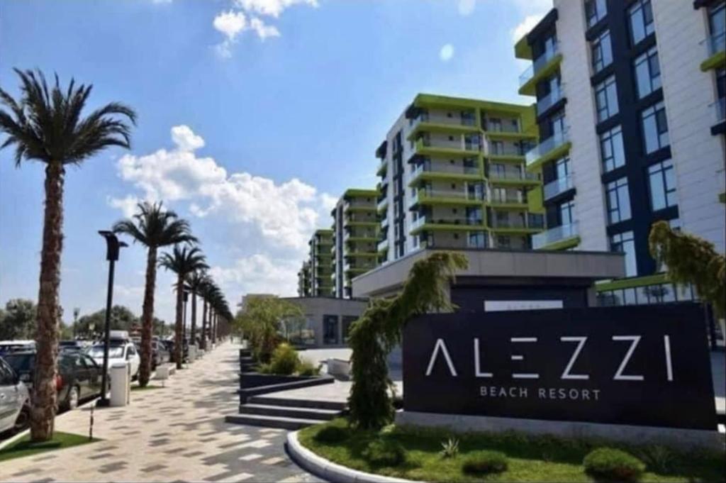 Apartament MAX cu vedere la mare in Alezzi Beach Resort