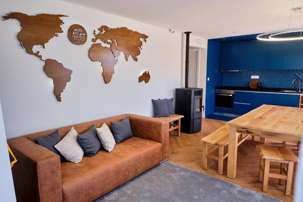 Kuchyň nebo kuchyňský kout v ubytování Mid-Atlantic Boutique Hostel