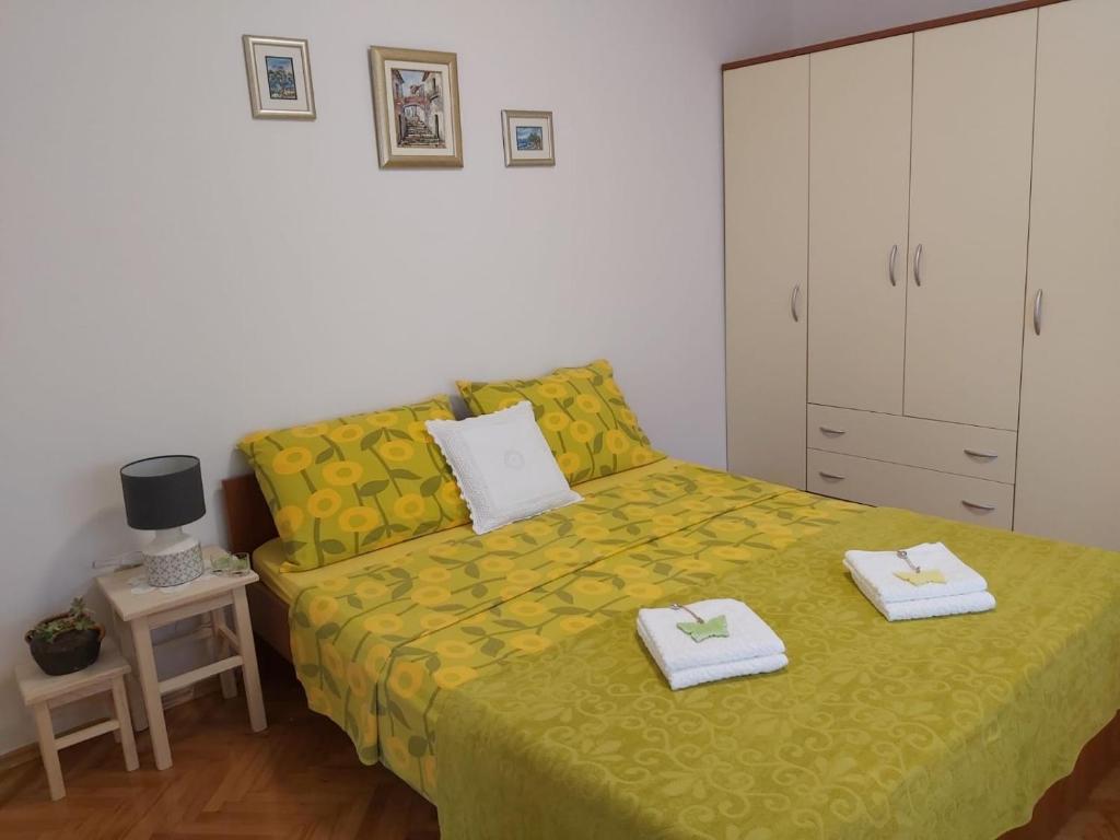 Posteľ alebo postele v izbe v ubytovaní Apartment Orlić