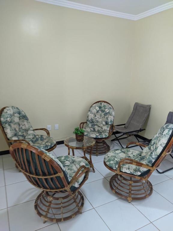  Apartamento Amplo e familiar em frente à Igreja do Céu