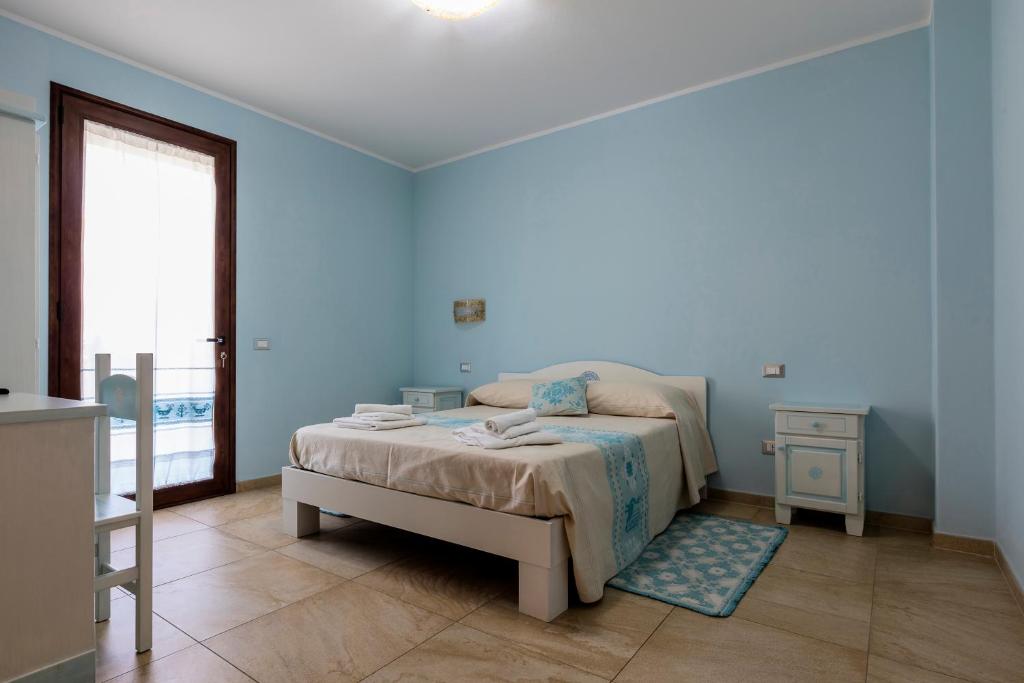 Sardinia for you - Deluxe Double Room With Balcony