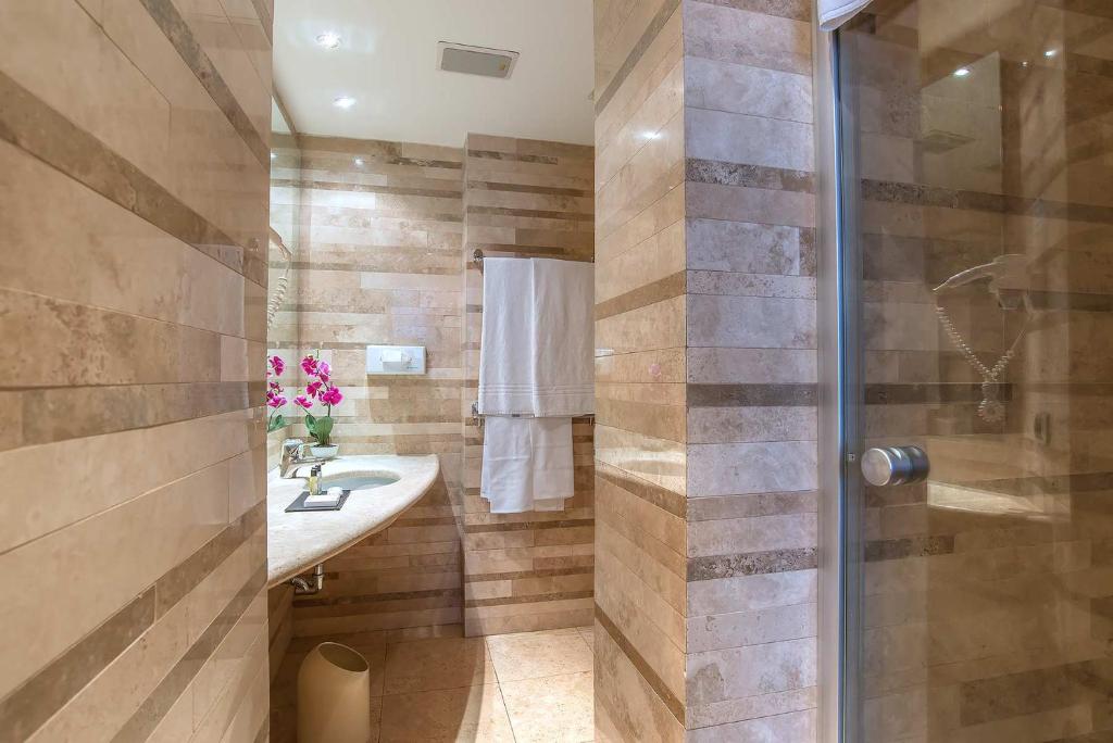 Hotel Tritone - Resim 13