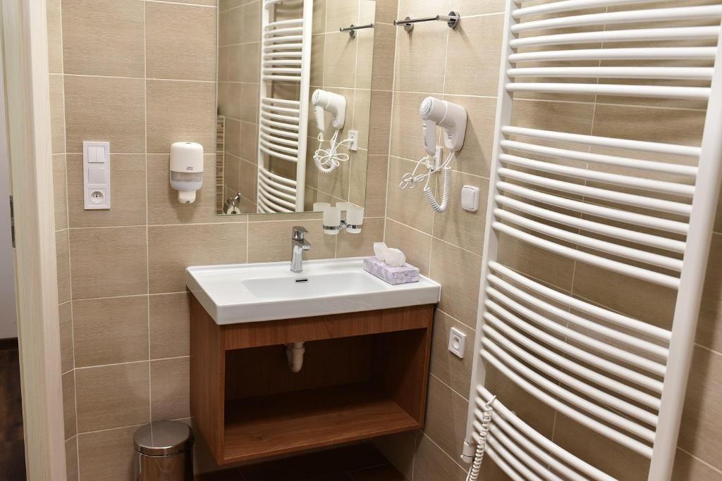 Koupelna v ubytování Wellness Hotel Bozeňov