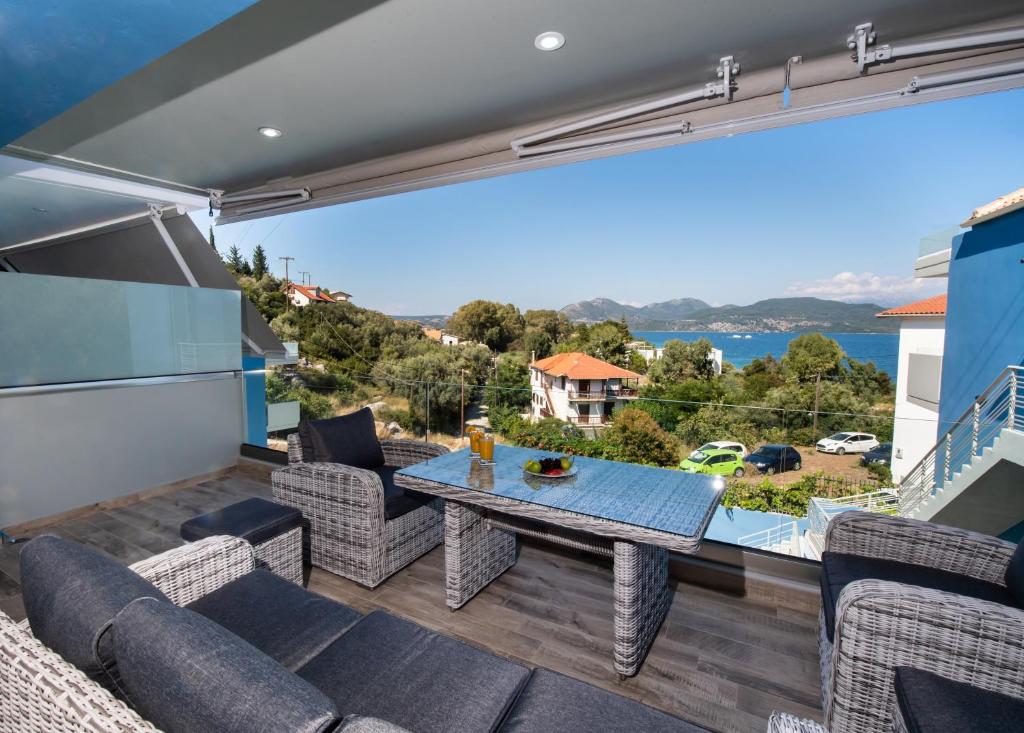 Fotografie z fotogalerie ubytování Blue House luxury apartment v destinaci Nikiana
