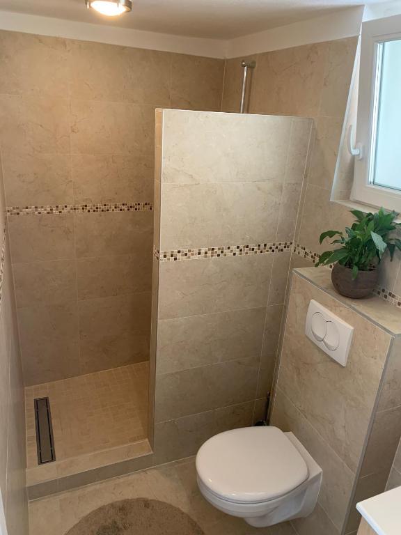 Madonna Guesthouse II - 19