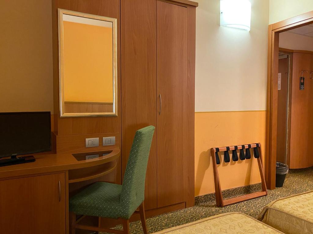 TV a/nebo společenská místnost v ubytování Hotel Kristall
