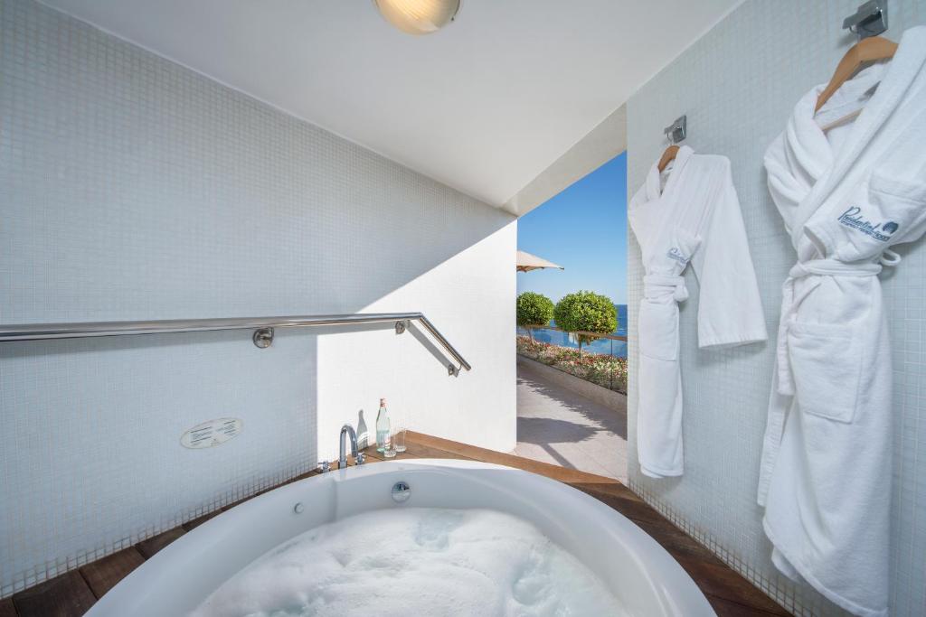 Grundriss der Unterkunft Royal Beach Eilat by Isrotel Exclusive