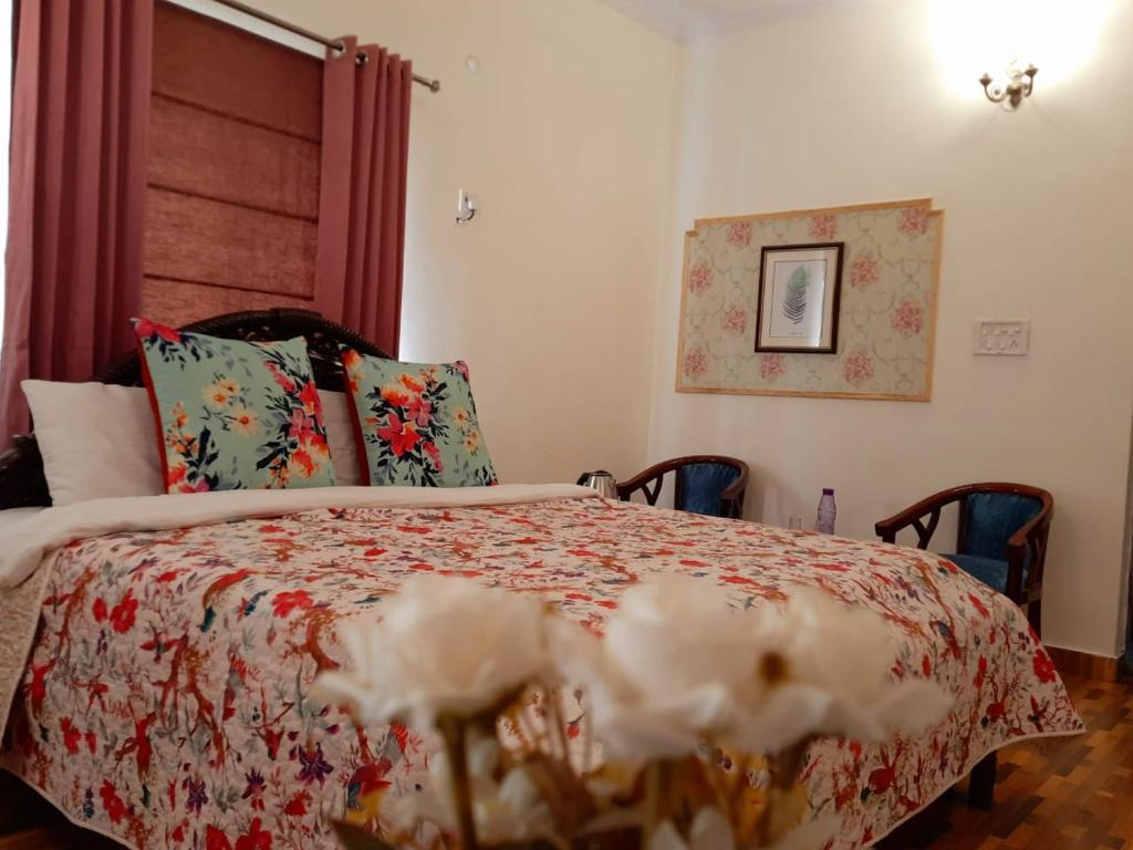 Riverside Homes - Deluxe King Room