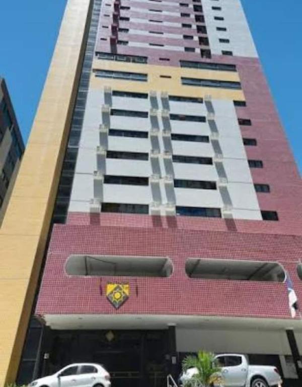 Flat Boa Viagem com ótima localização e comodidade