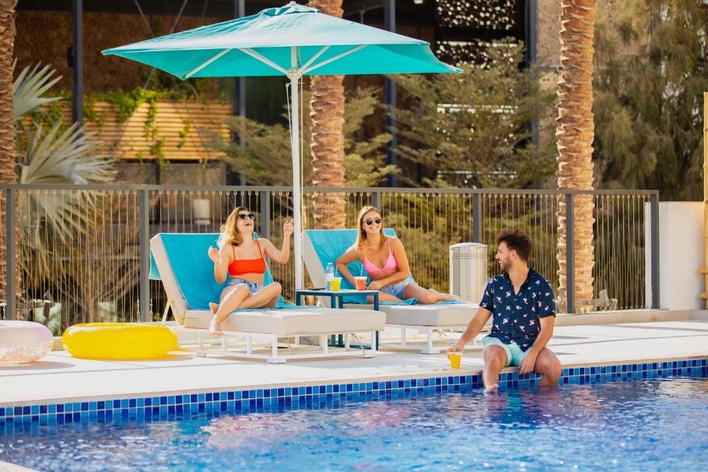 Πισίνα στο ή κοντά στο Rove La Mer Beach, Jumeirah