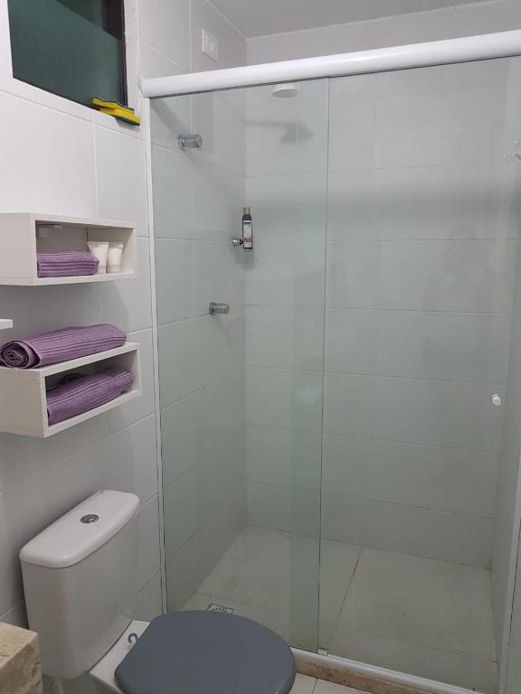  oo DIARIA de 75 a 120 PARA 3 PESSOAS Excelente localização na praia de intermares a 200 da praia e 400 metros do Lovina e 300 metros do Fest Verão PB