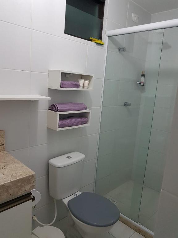  oo DIARIA de 75 a 120 PARA 3 PESSOAS Excelente localização na praia de intermares a 200 da praia e 400 metros do Lovina e 300 metros do Fest Verão PB