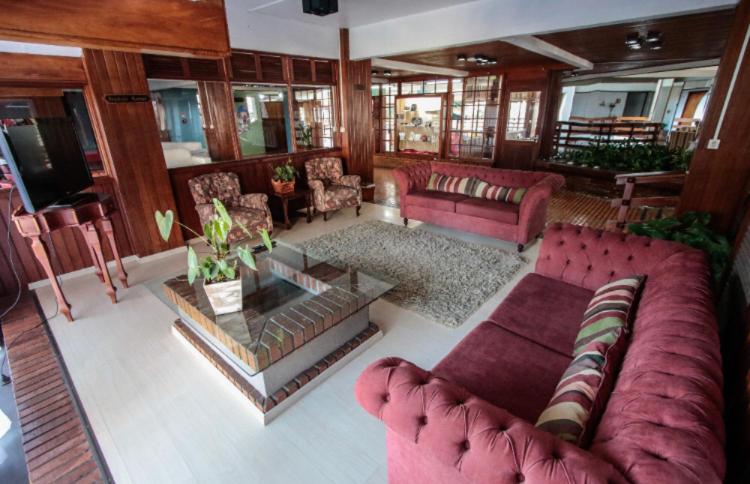  Apto ao lado da Rua Torta