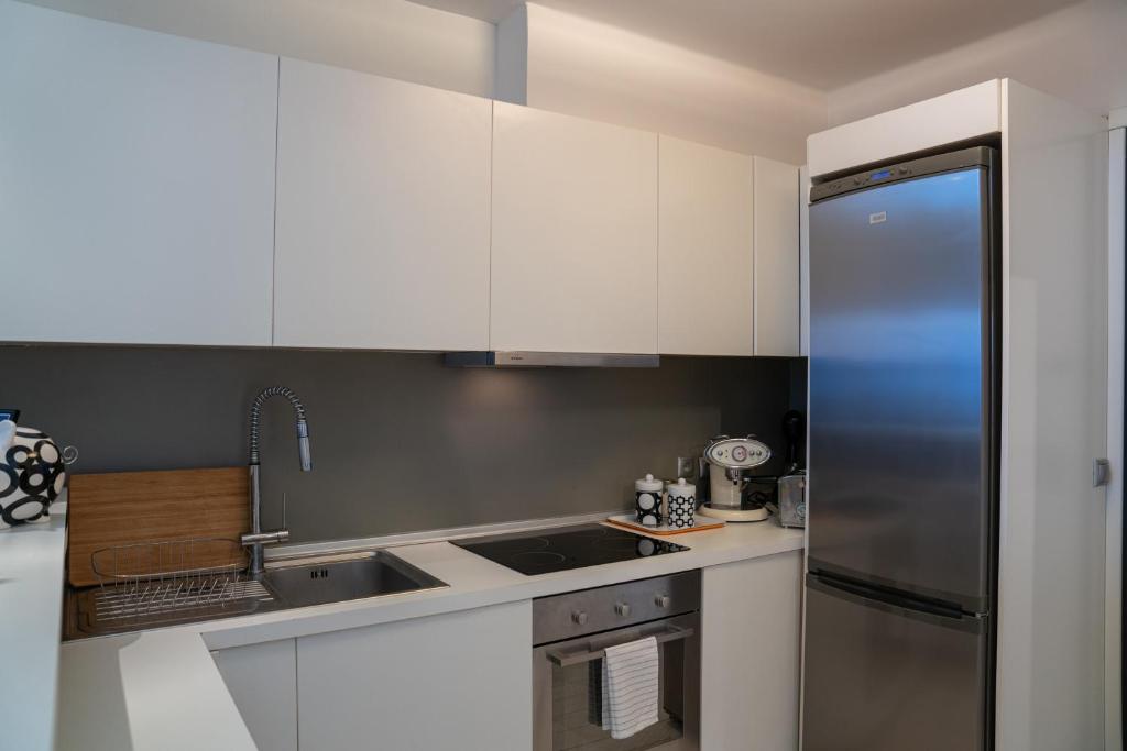 Kuchyň nebo kuchyňský kout v ubytování Seaside Maisonette in Itea