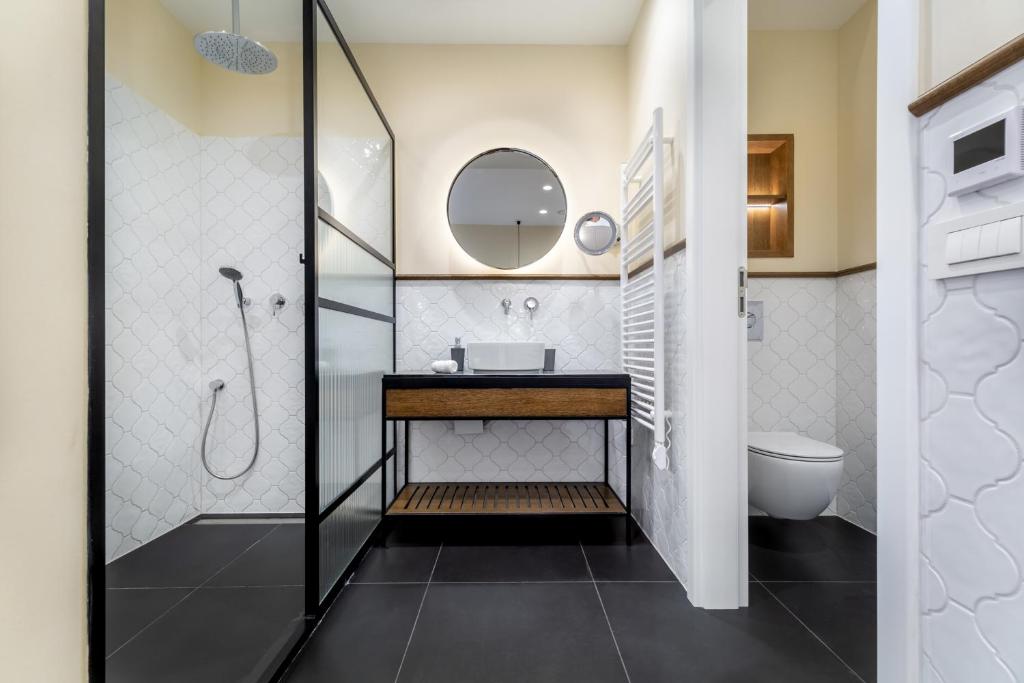 Budapest Eye- Boutique Suites, by BQA - Resim 36