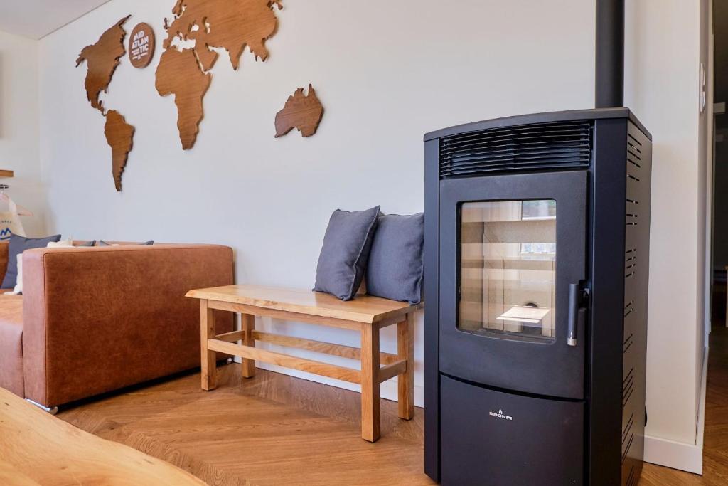 Posezení v ubytování Mid-Atlantic Boutique Hostel