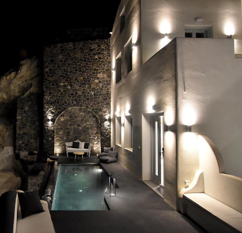 Bazén v ubytování Deep Earth Villas nebo v jeho okolí