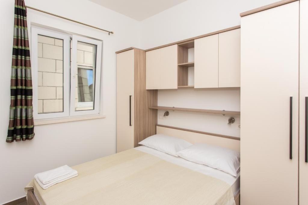 Apartments Villa Ari - 12