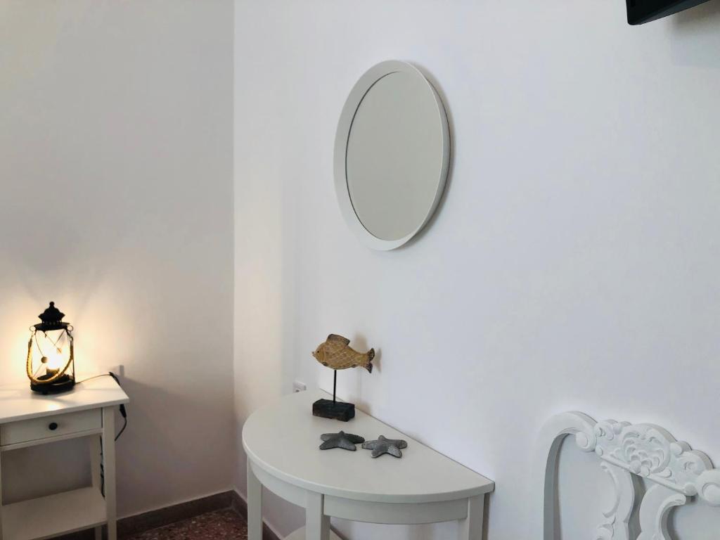 Fotografie z fotogalerie ubytování Stylish Home for 6 in Adamas v destinaci Adamas