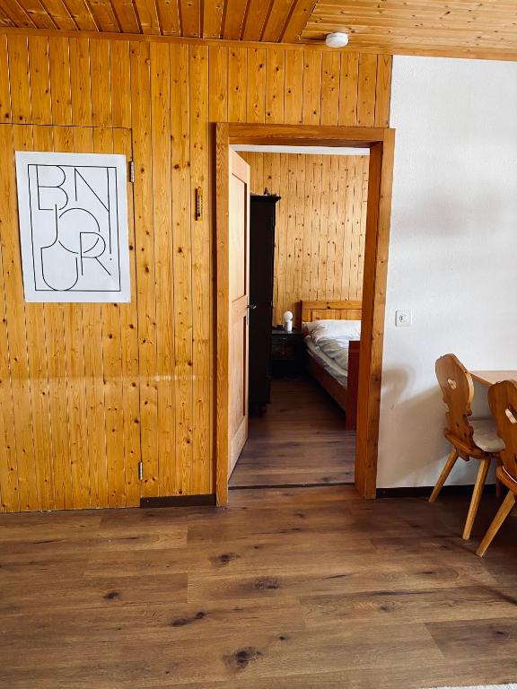 Postel nebo postele na pokoji v ubytování Chalet Amwäg