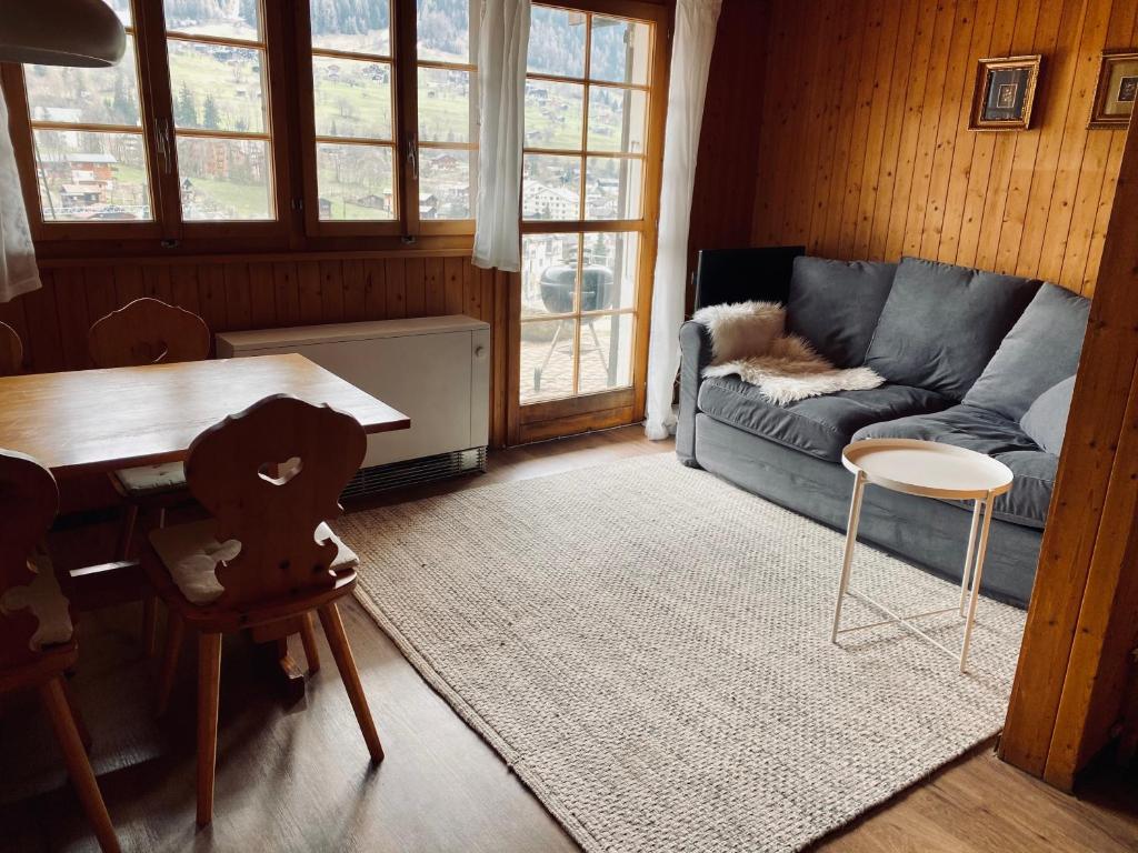 Posezení v ubytování Chalet Amwäg