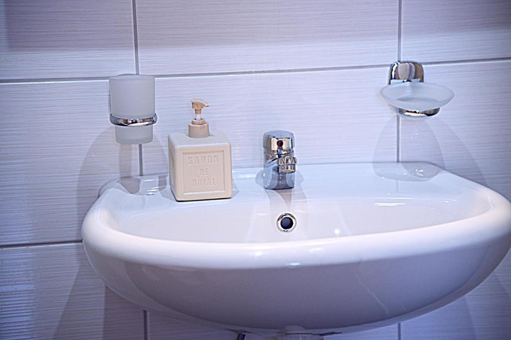 Santrivani Rooms - 14