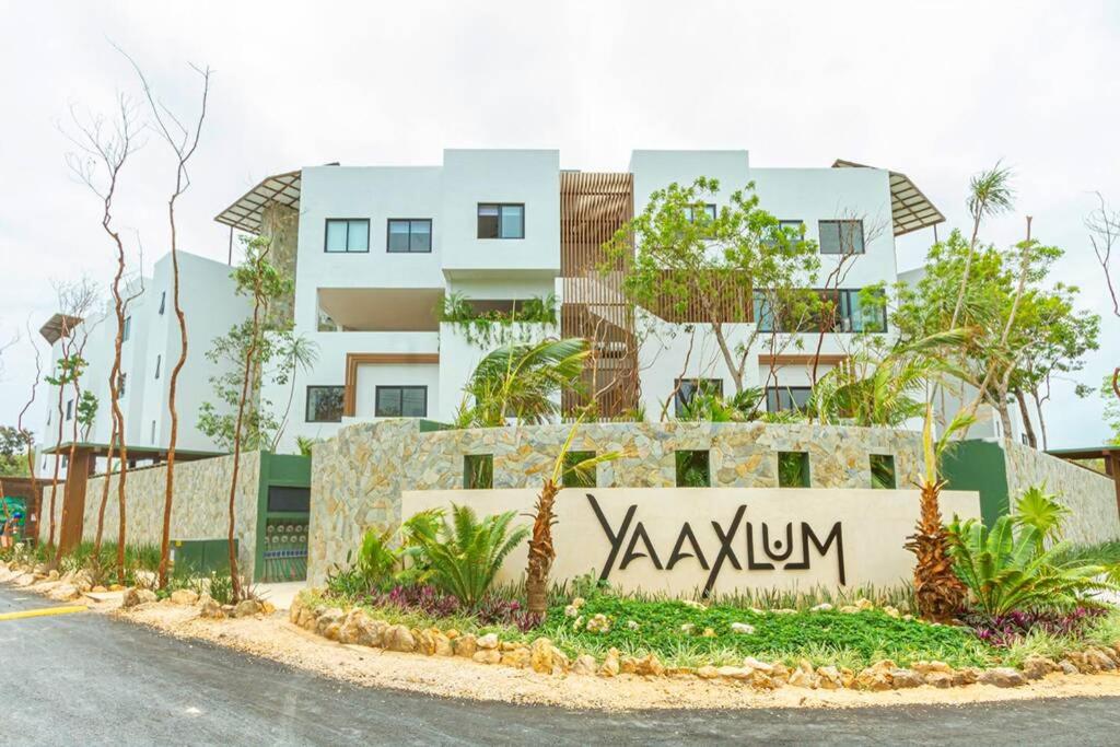 Yaaxlum Tulum