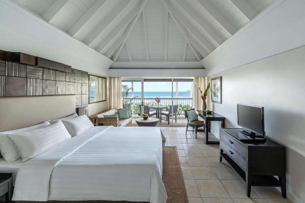 Postel nebo postele na pokoji v ubytování Shangri-La Yanuca Island, Fiji