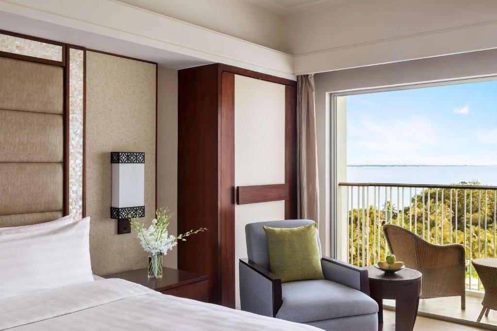 Shangri-La Mactan, Cebu - Seaside Staycation - Deluxe Double Room Sea View