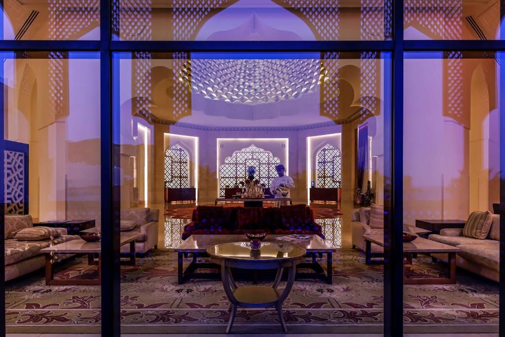 Posezení v ubytování Shangri-La Barr Al Jissah, Muscat