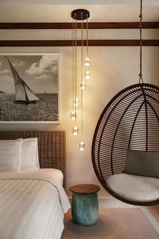 Postel nebo postele na pokoji v ubytování Shangri-La Le Touessrok, Mauritius