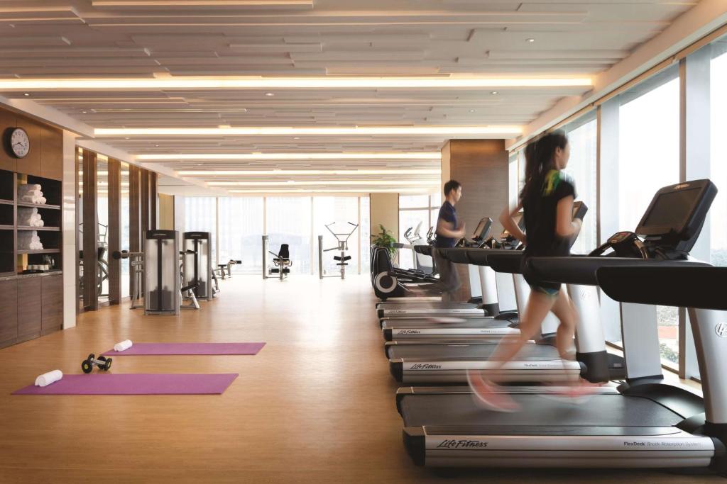 Fitness centrum a/nebo fitness zařízení v ubytování Shangri-La Hefei