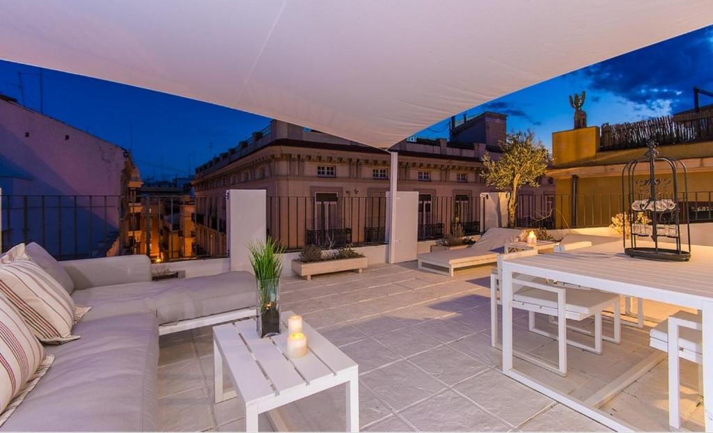 Duplex penthouse in the historic center, Valencia, Valencia ...