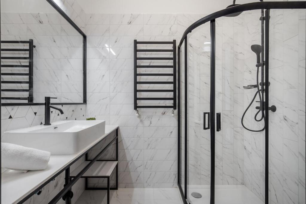 Astoria Boutique Suites- Best Location by BQA - Resim 4