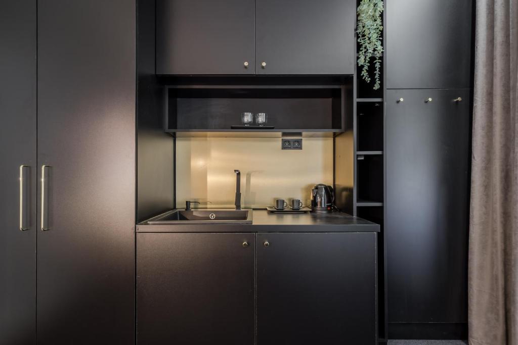 Astoria Boutique Suites- Best Location by BQA - Resim 30