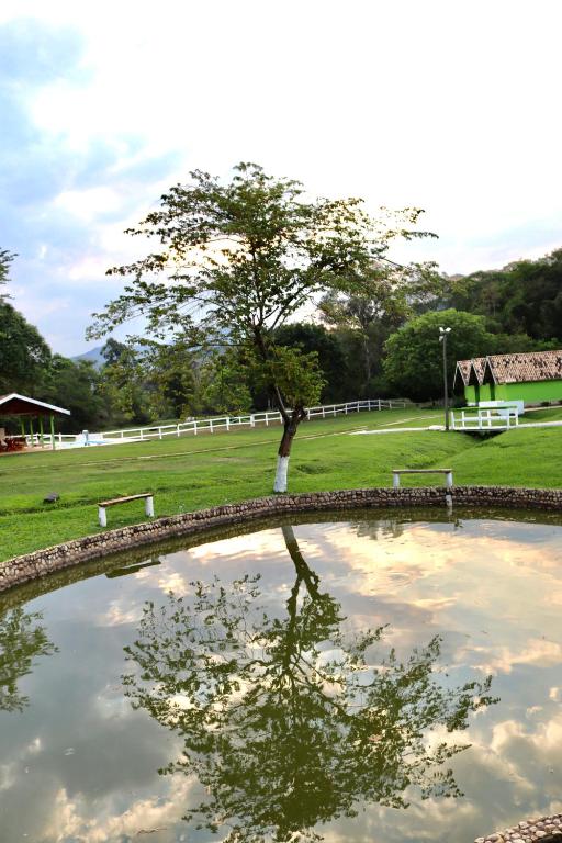 Pousada Casa Verde Baú