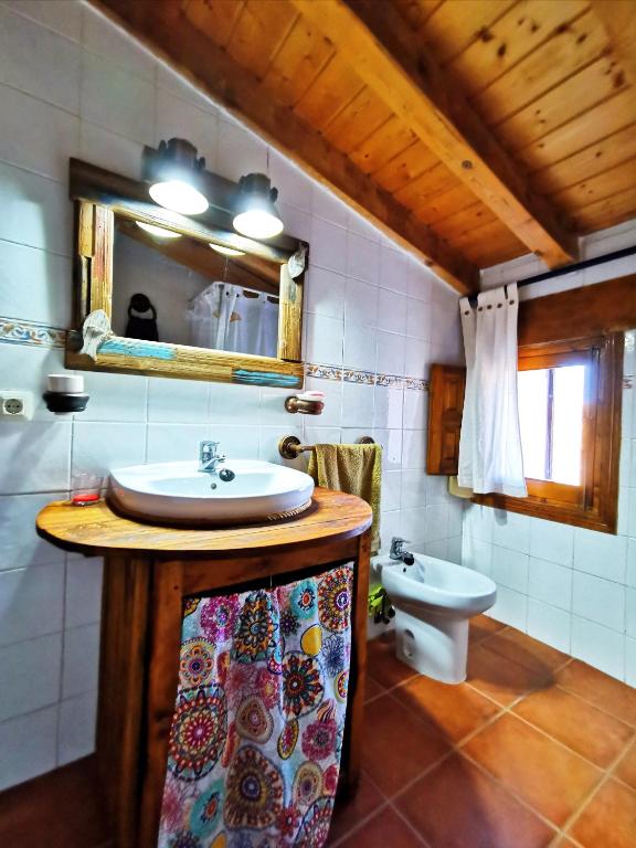 Koupelna v ubytování Casa rural La abuela Nines
