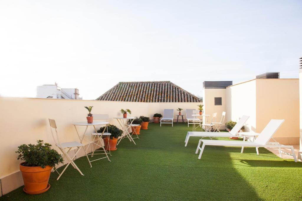 Guzman El Bueno Suites