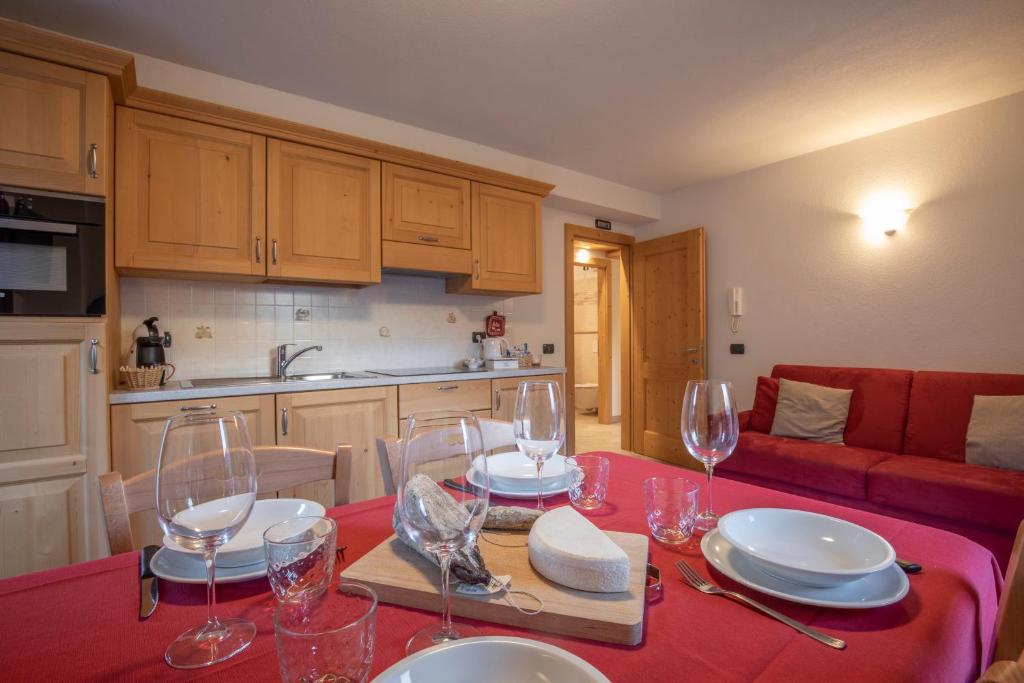 Kuchyň nebo kuchyňský kout v ubytování Chalet Del Bosco