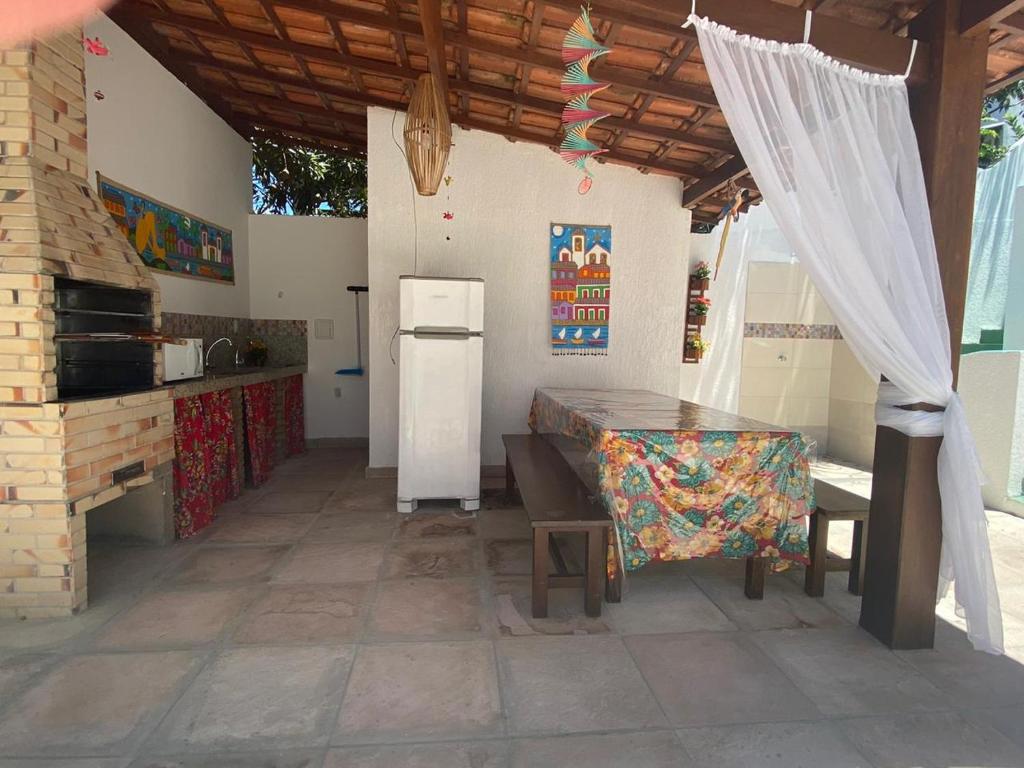  Casa Mucuge com 2 Suites Centro Arraial d Ajuda