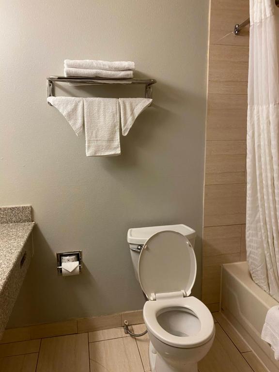 Travelodge by Wyndham Laurel Ft Meade Near NSA photo