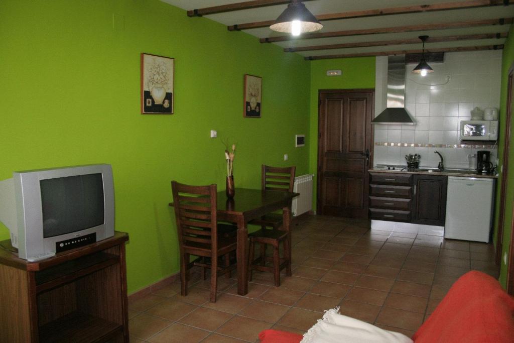 Kuchyňa alebo kuchynka v ubytovaní Apartamentos Rurales Sierra de Béjar