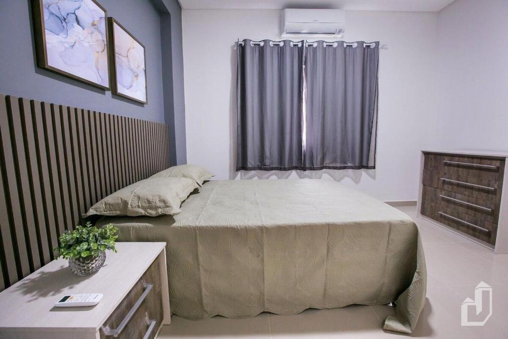  Apartamento com 02 dormitórios