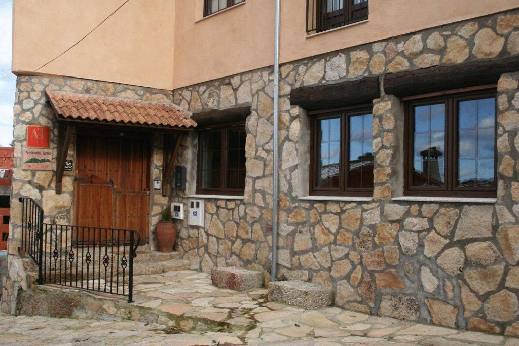 Budova, v ktorej sa apartmán nachádza